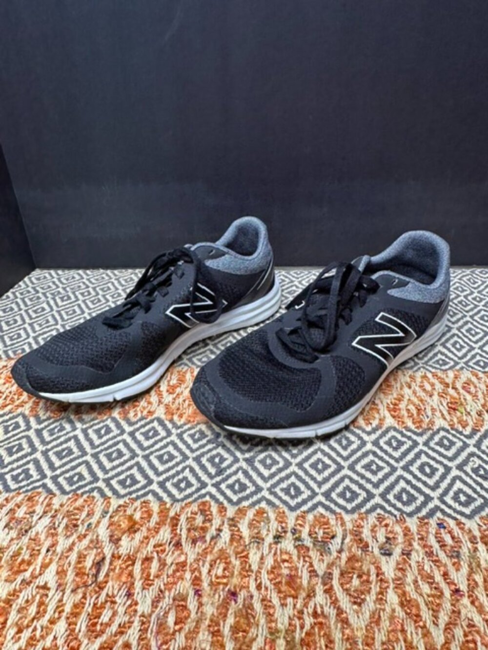 New Balance 635 v2 Woman's Size 10 - Picture 7 of 12